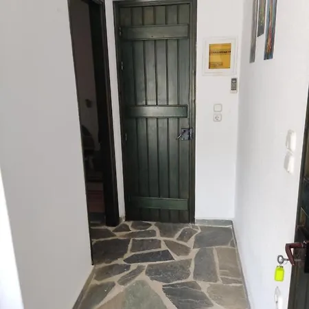 Luna Apartment