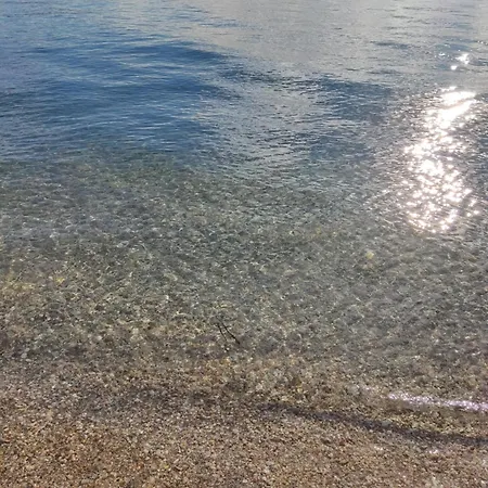 Luna 公寓 尼亚斯蒂拉